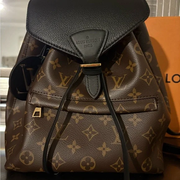 LOUIS VUITTON
Montsouris NM Monogram Canvas Leather Backpack Black - Picture 3 of 10